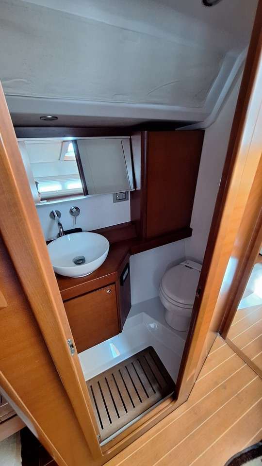 Grand Soleil 39