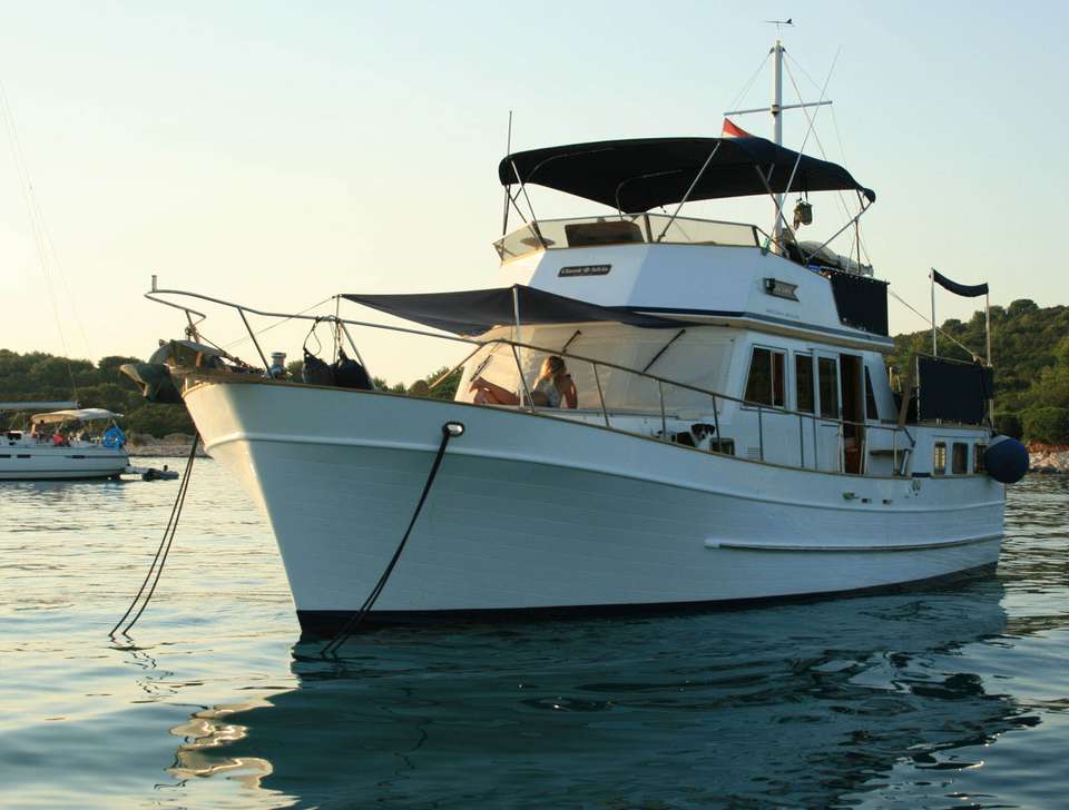 Hampton Trawler 42