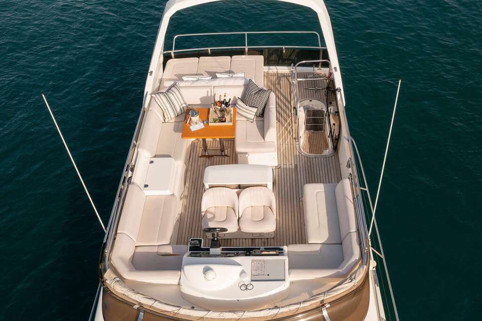 Princess 62