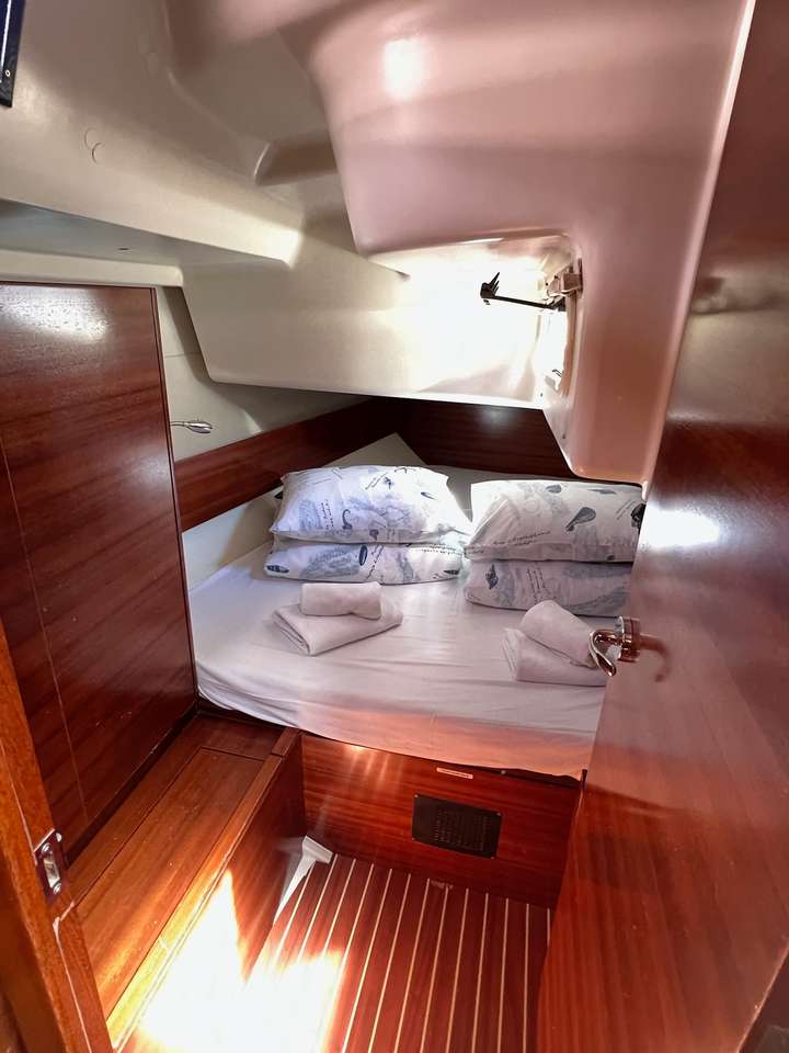 Salona 44