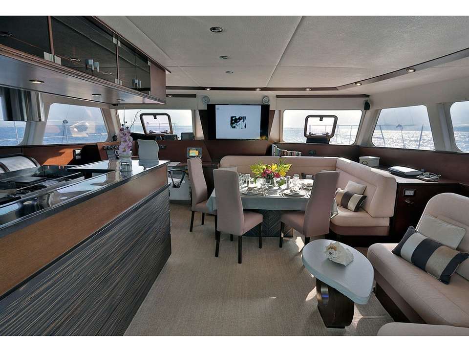 Sunreef 62