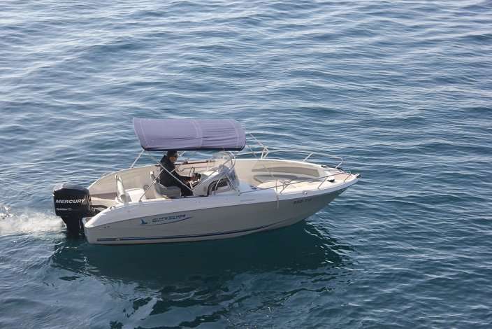 600 Commander