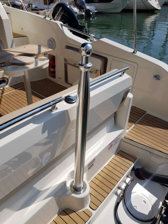 Activ 875 Sundeck