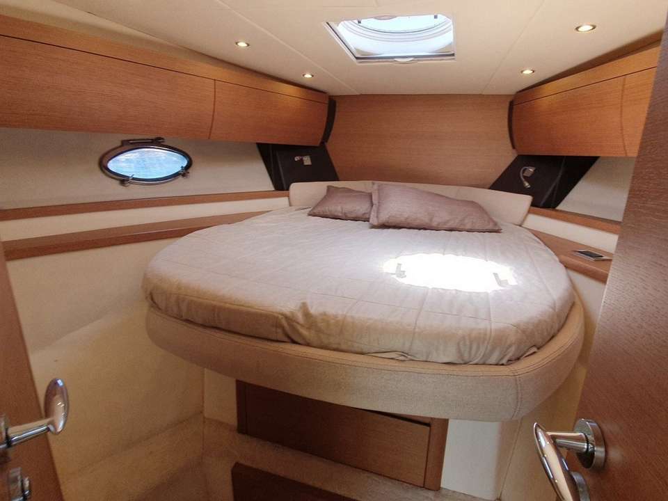 Azimut 40