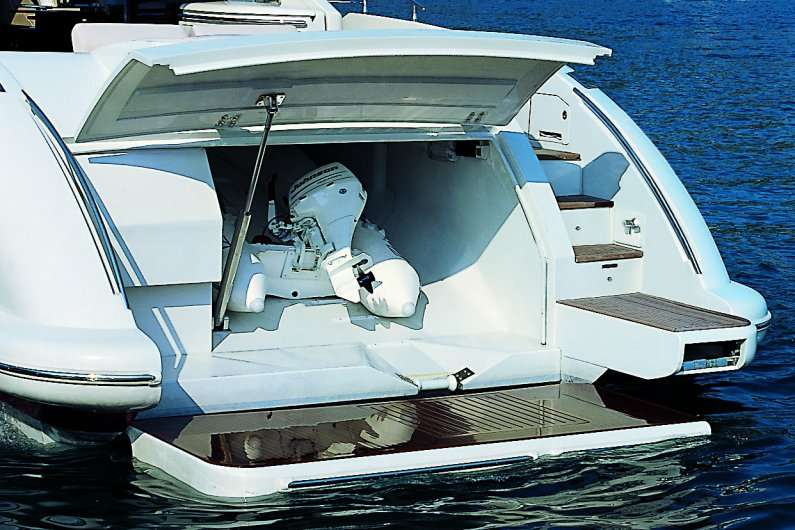 Azimut 68 S