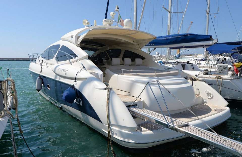 Azimut Atlantis 55