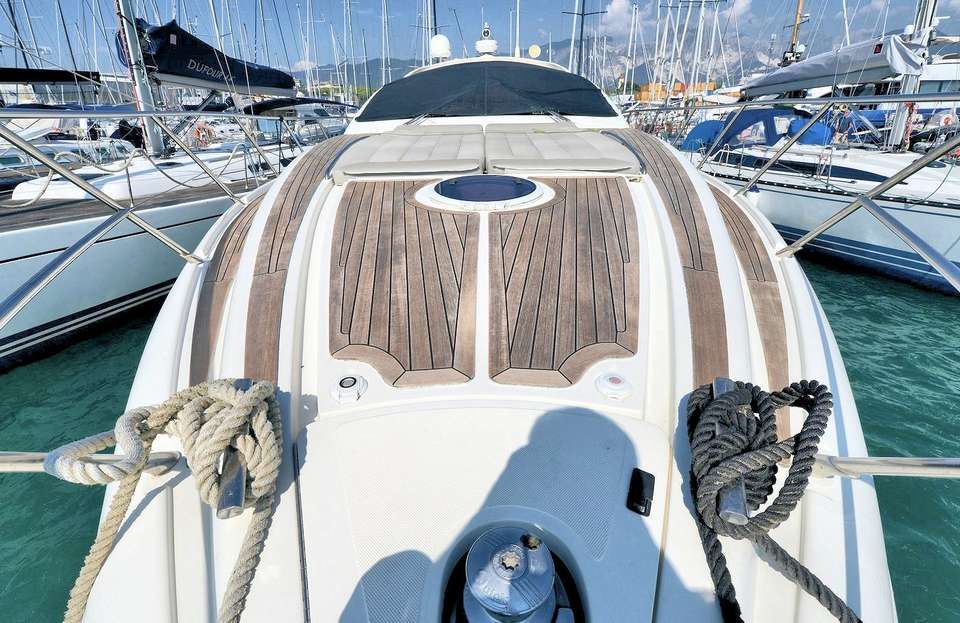 Azimut Atlantis 55