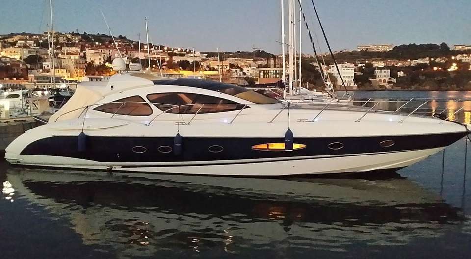 Azimut Atlantis 55