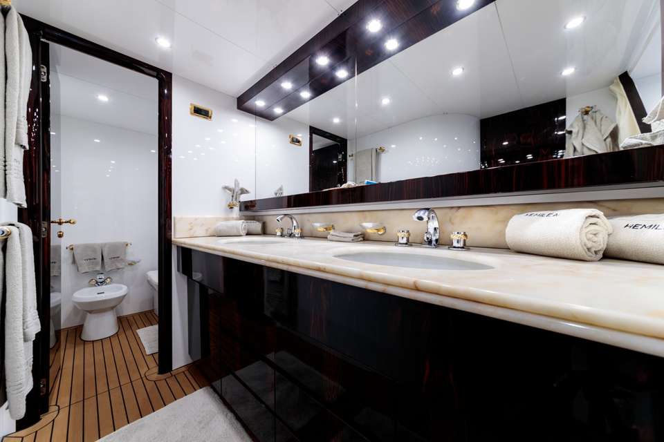 Baglietto Custom 24.31ft