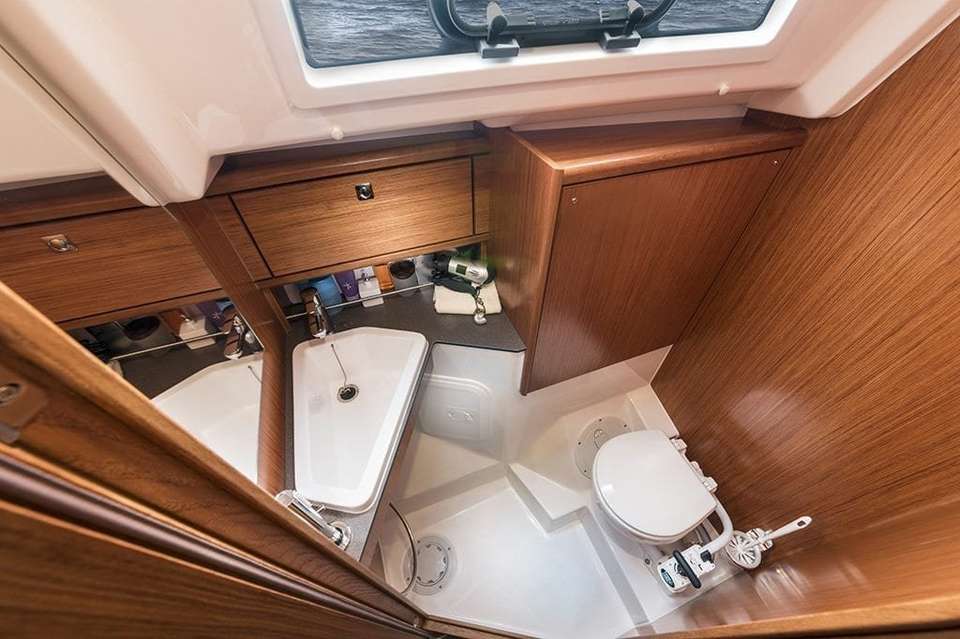 Bavaria 34