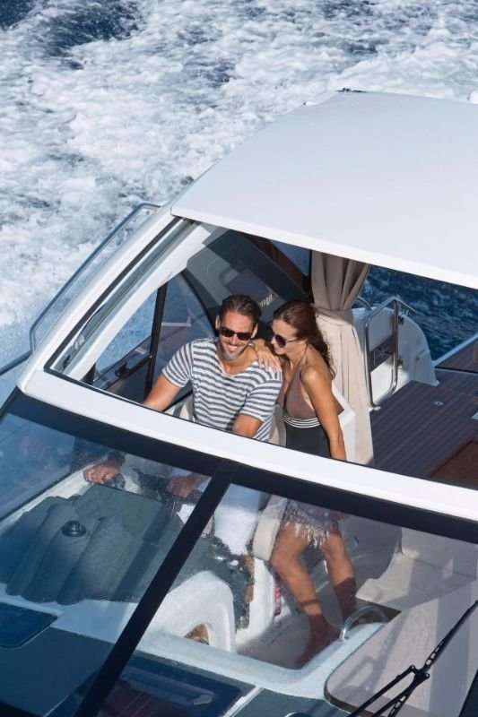 Bavaria Sport 360 coupe