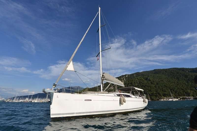 Beneteau 43
