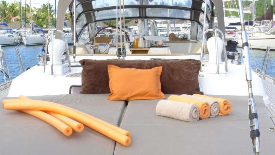 Beneteau 57