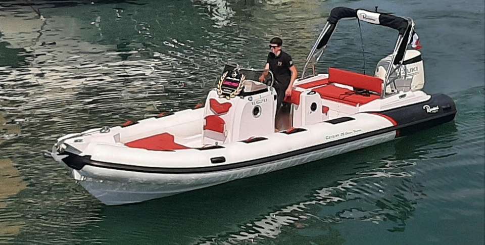 Cayman 26 Sport Touring