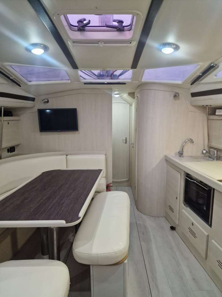 Delphia 40