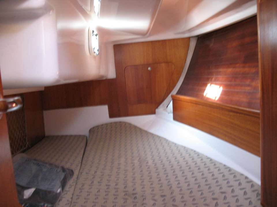 Dufour 32