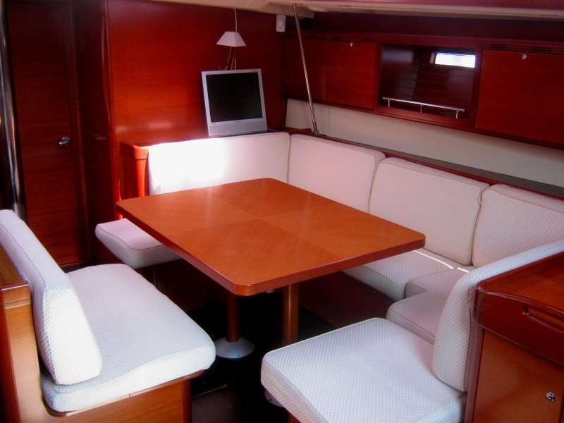 Dufour 525 Grand Large