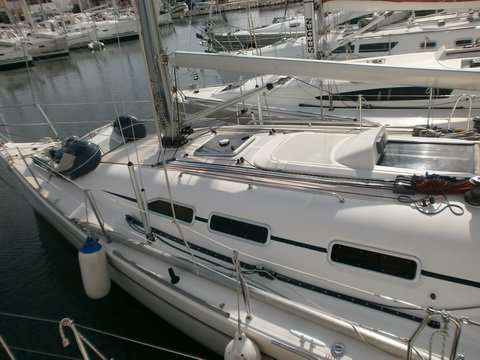 Elan 37