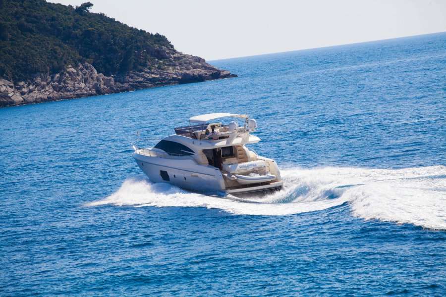 Ferretti 620