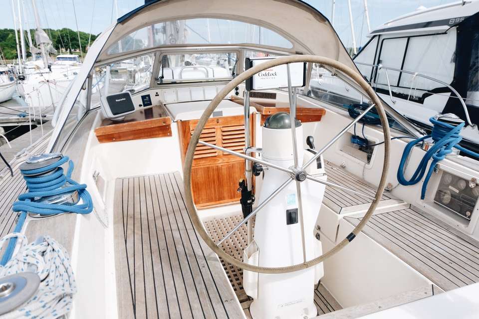 Hallberg Rassy 36