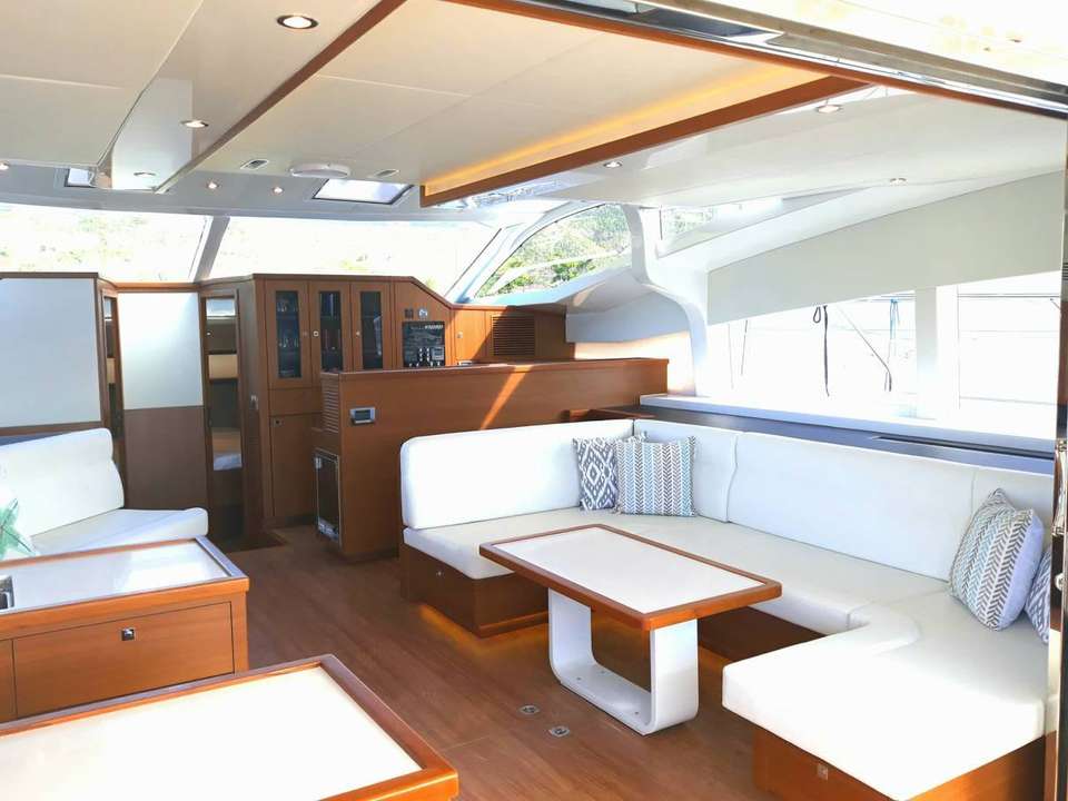 Hudson HPC 48 Power Catamaran