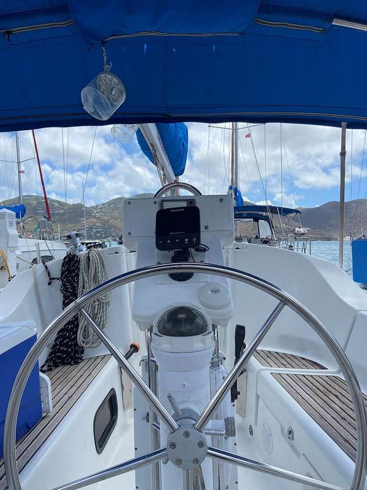 Oceanis 321