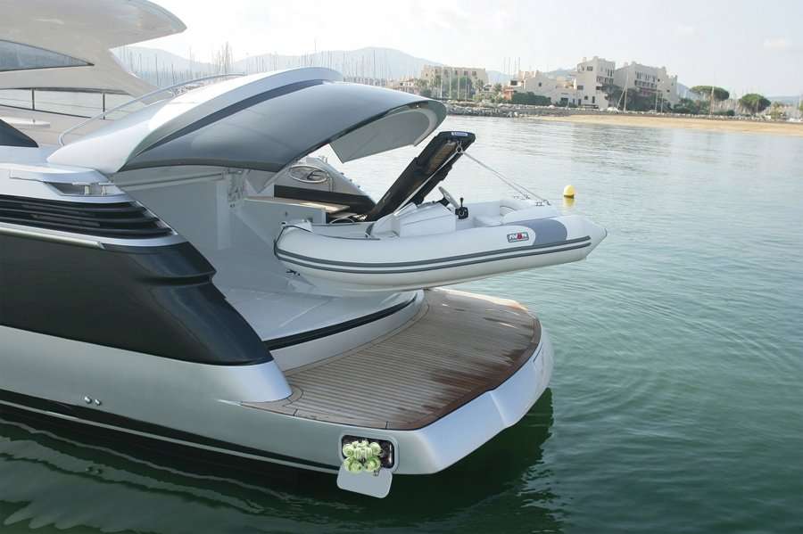 Pershing 56
