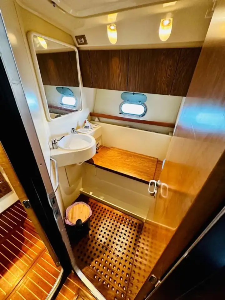 Ferretti 39 fly