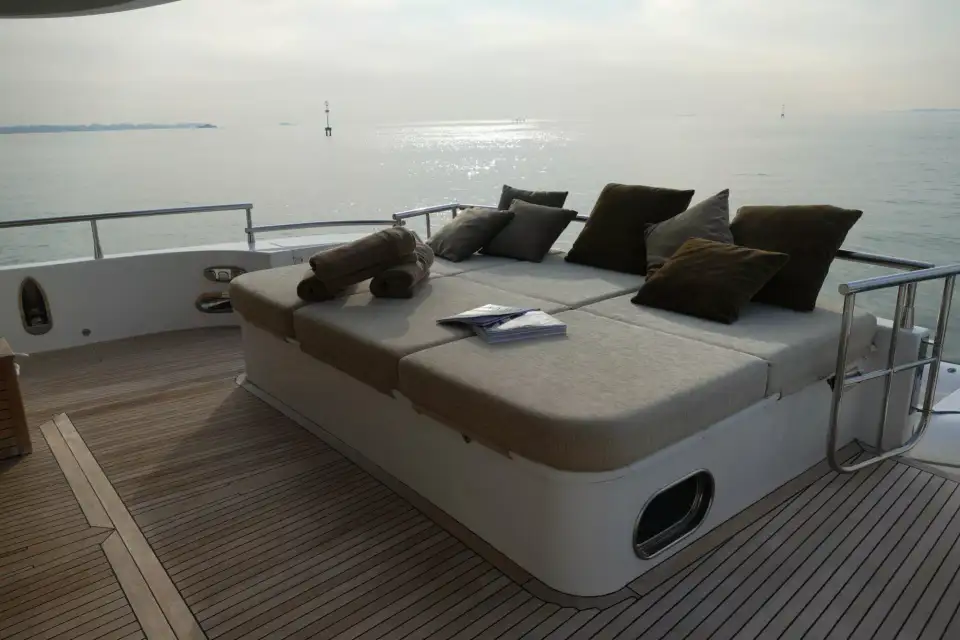Navetta 23