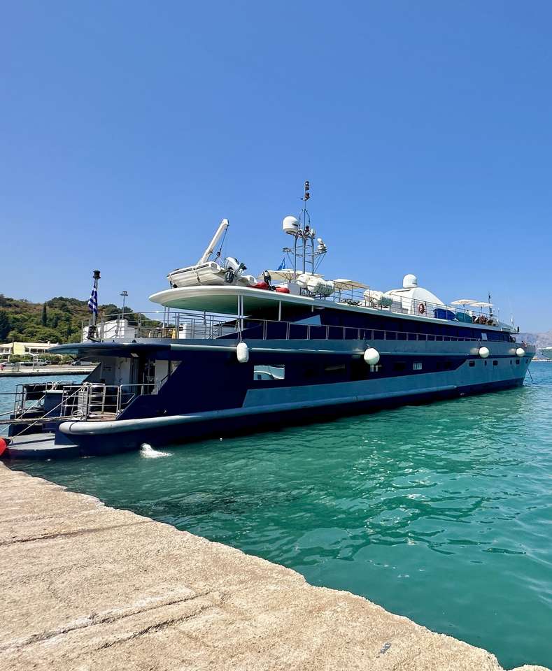 X Yacht 34