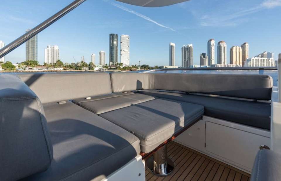 Azimut 70