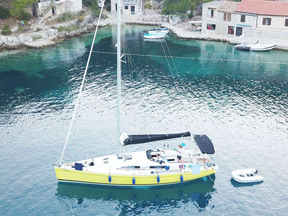 Salona 42