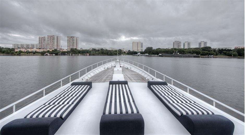 Seafin 72' motor yacht