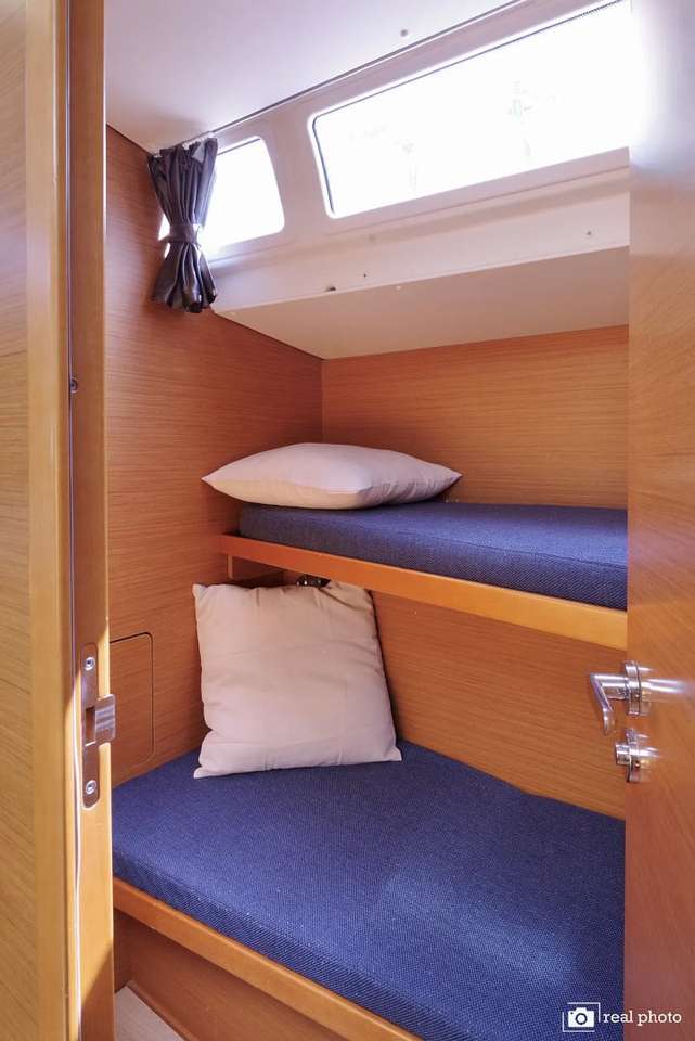 Sun Odyssey 519