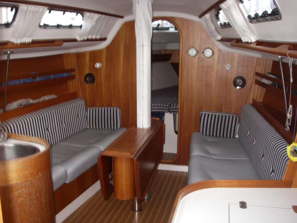 X Yacht 332