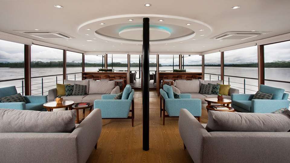 Le lounge-bar : un espace chaleureux et convivial