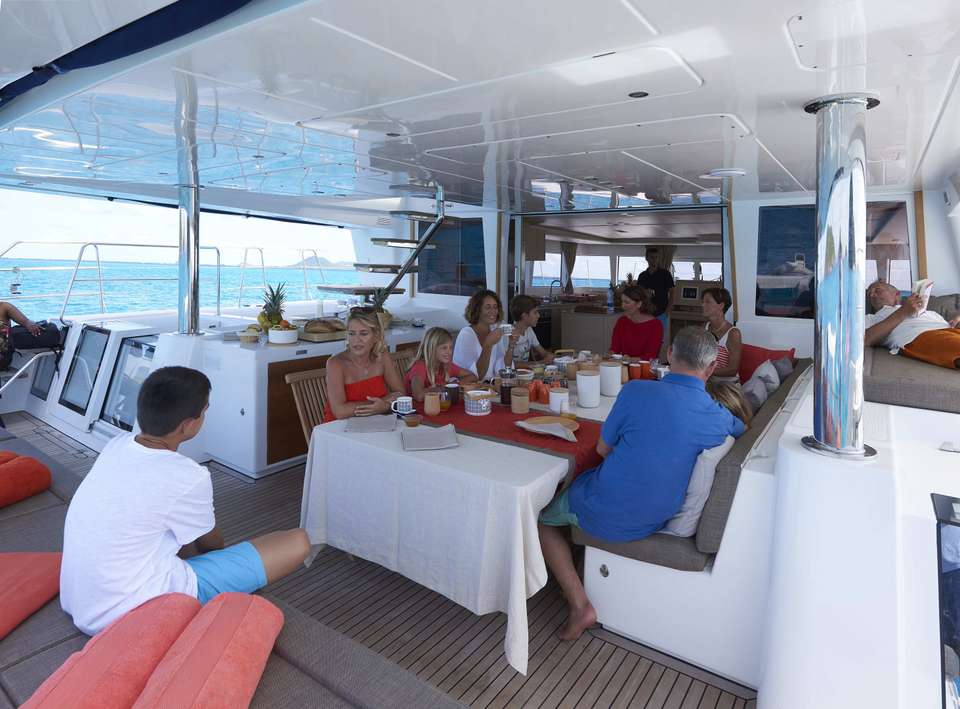 Des repas conviviaux autour de la grande table