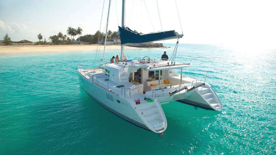 Des jupes arrières facilitant l'accès à la mer