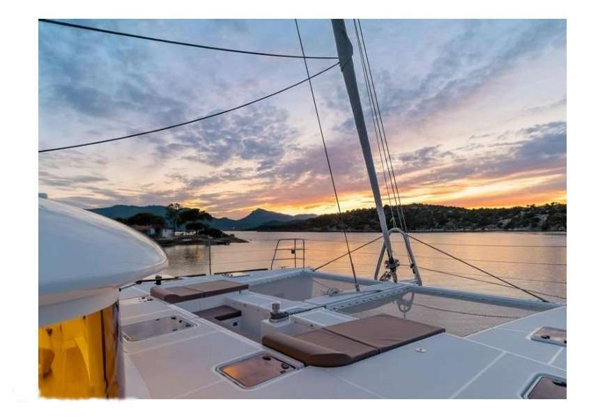 Загорать с великолепным видом