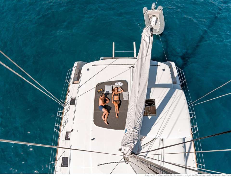 Un grand bain de soleil sur le roof