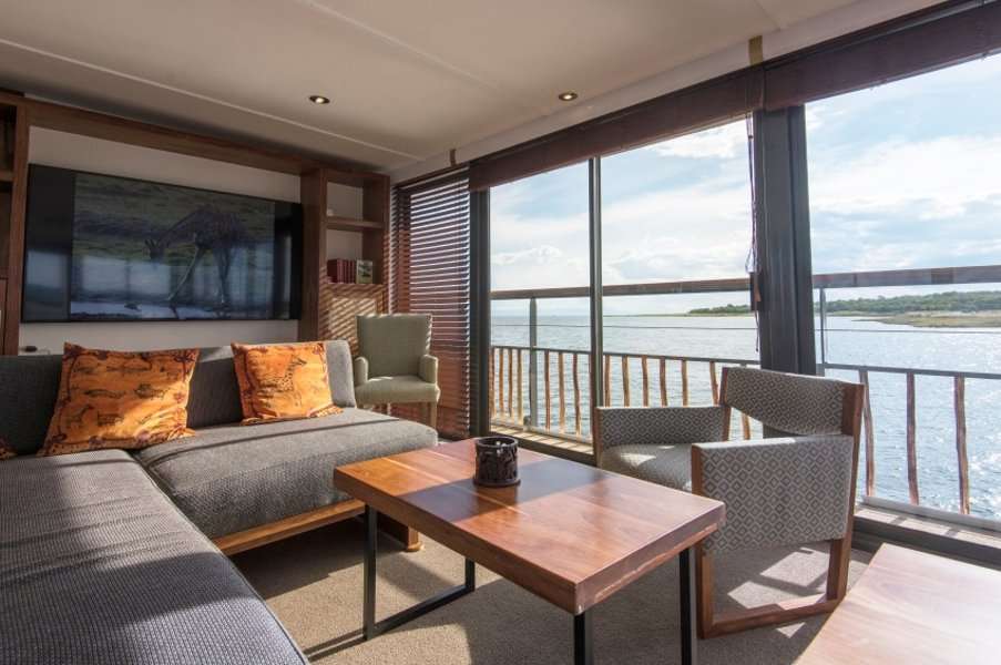 The living room is ideal for quiet rest