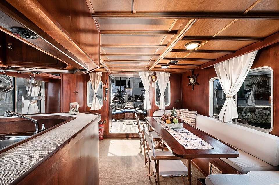 Un carré spacieux et lumineux