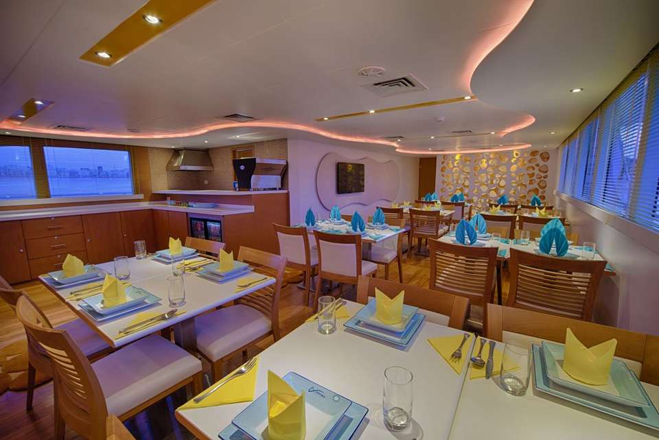 Un restaurant climatisé